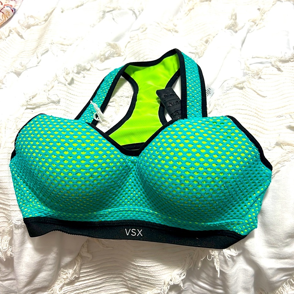 VSX sports bra